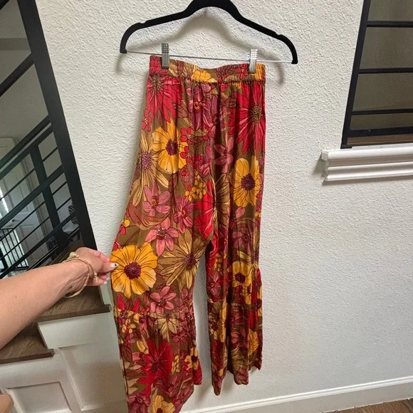 Angie Smocked Retro Boho Floral Flowy Pants Small - Picture 2 of 6
